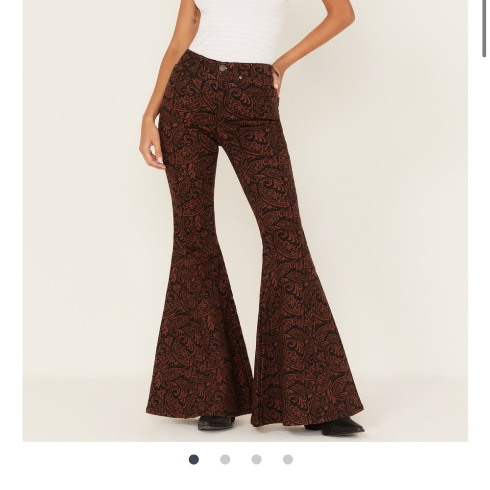 Shyanne paisley print super flare jeans size 30